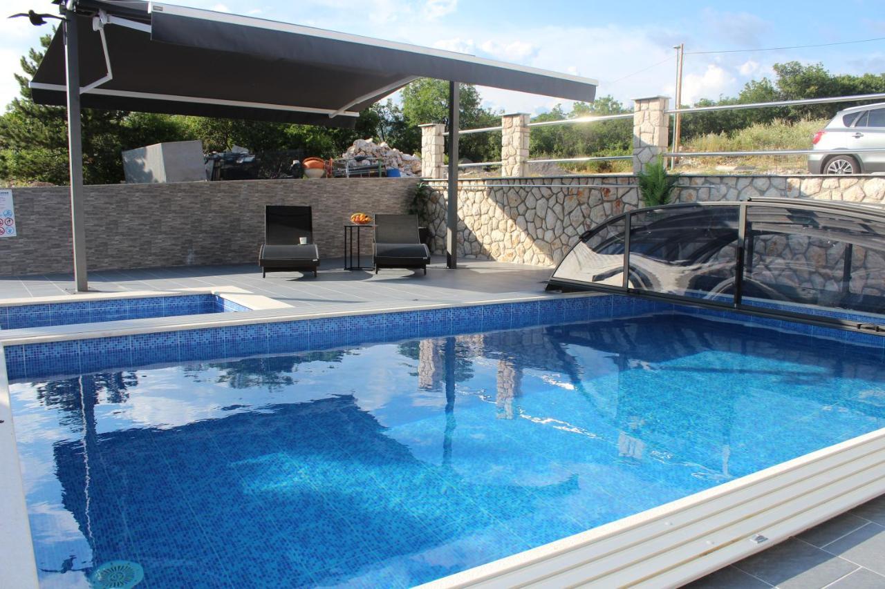 Villa Buba **** Novi Vinodolski Exterior foto